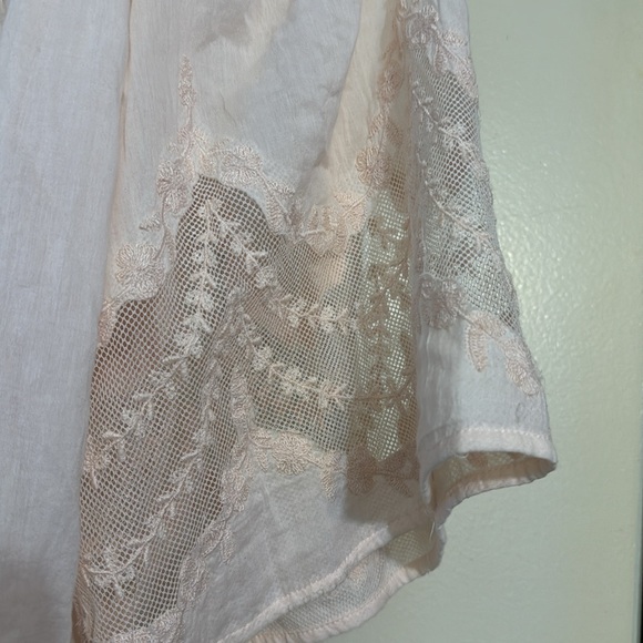 Anthropologie eyelet bell sleeve peasant top - Picture 3 of 8